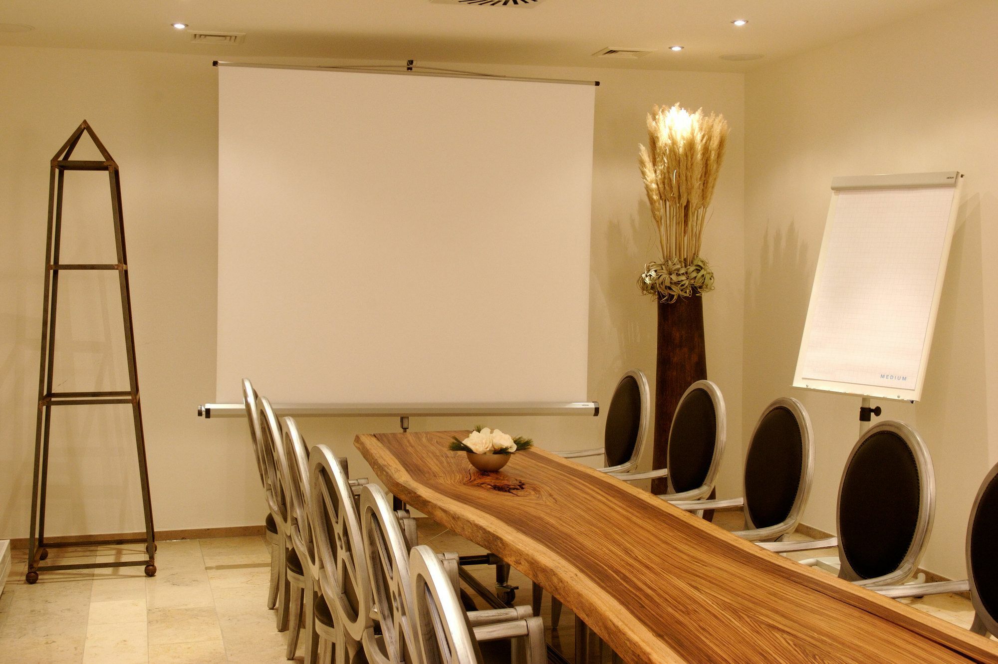 Burns Art & Culture 4* Düsseldorf