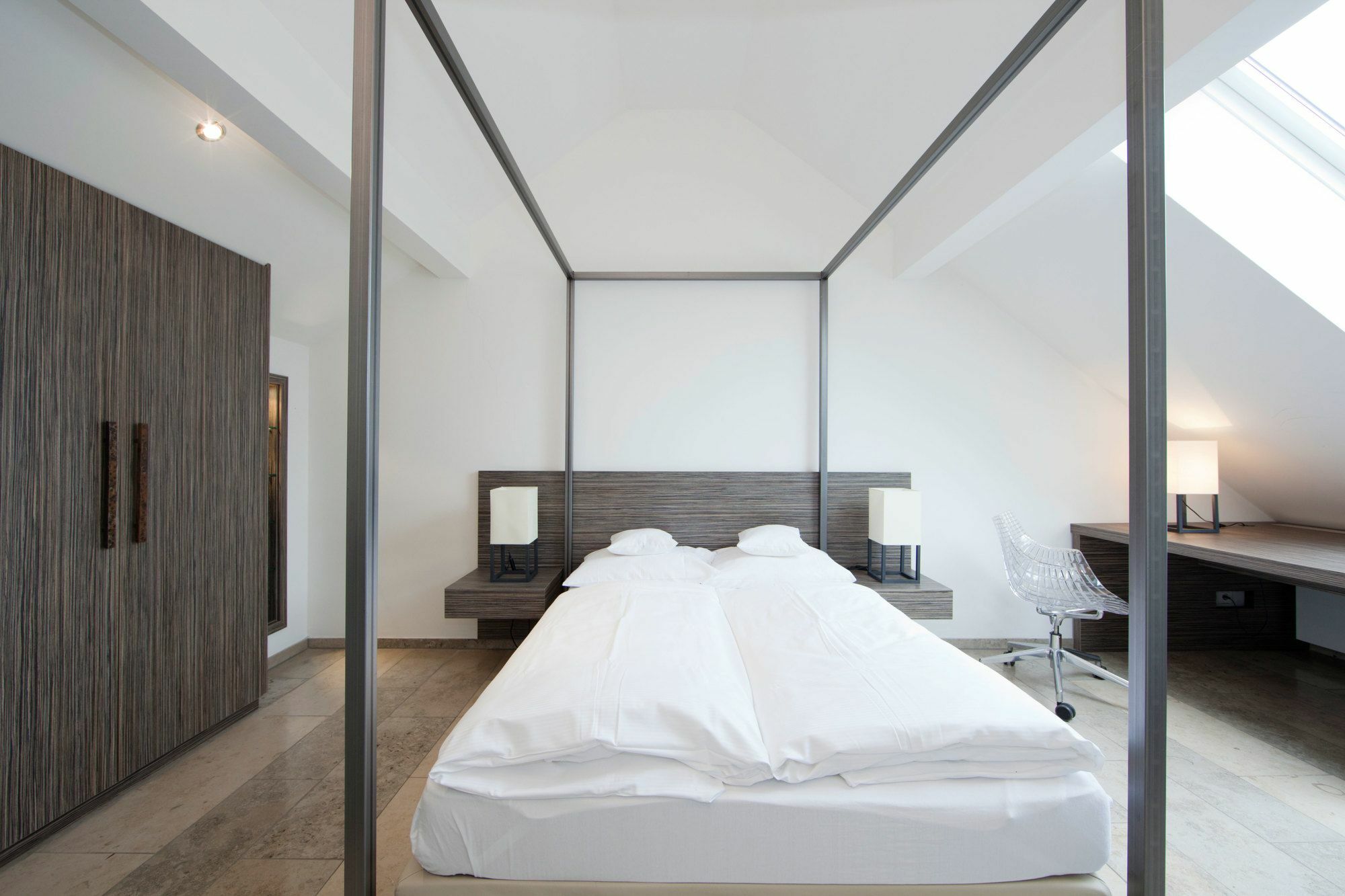 Hotel Burns Art & Culture 4*