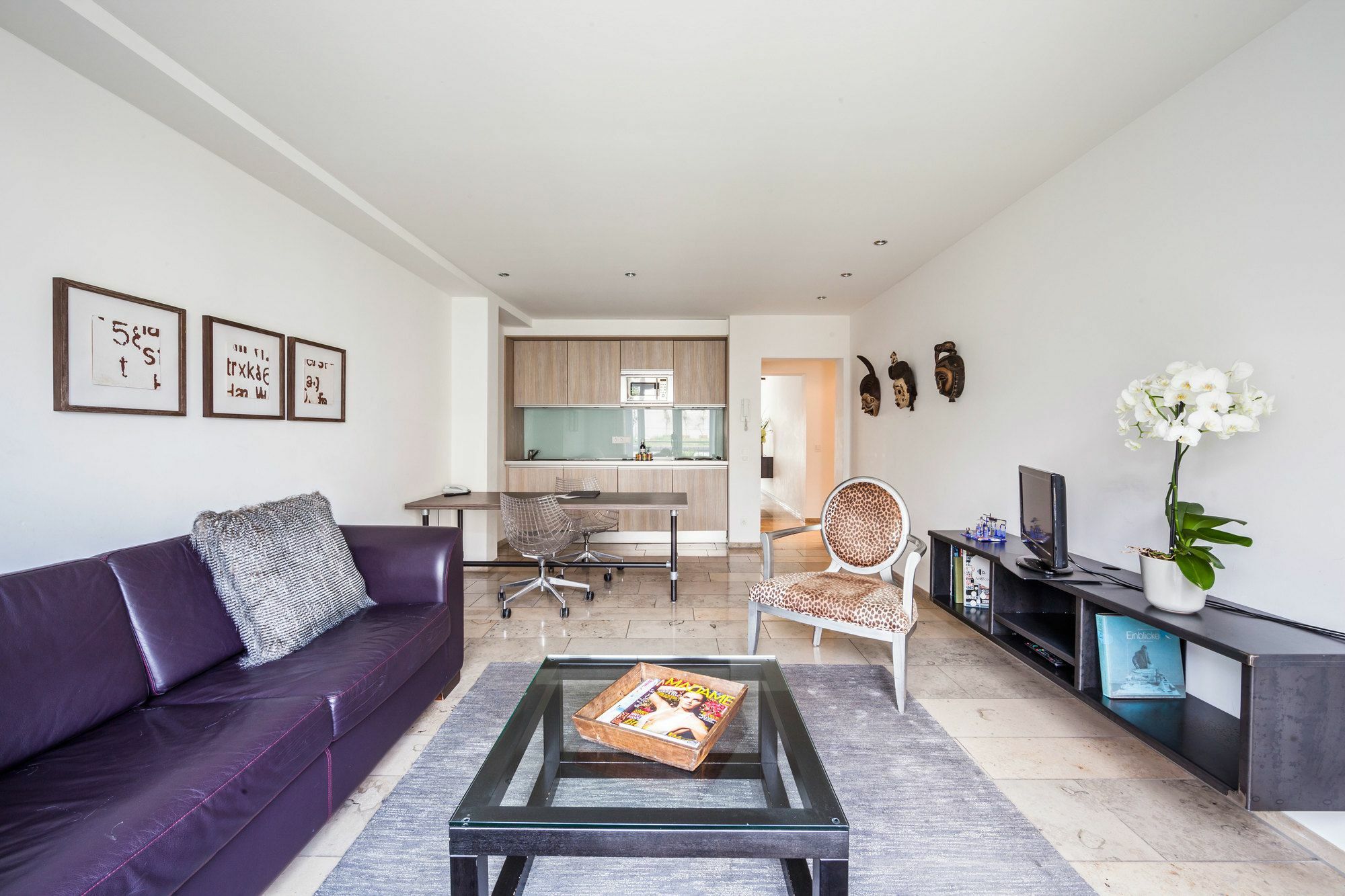 Burns Art & Culture Hotel 4*