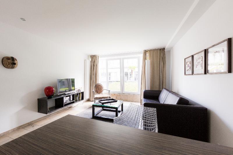 Hotel Burns Art & Culture