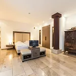 Hotel Burns Art & Culture 4*