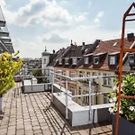 Hotel Burns Art & Culture 4*