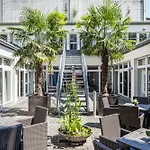 Burns Art & Culture Dusseldorf