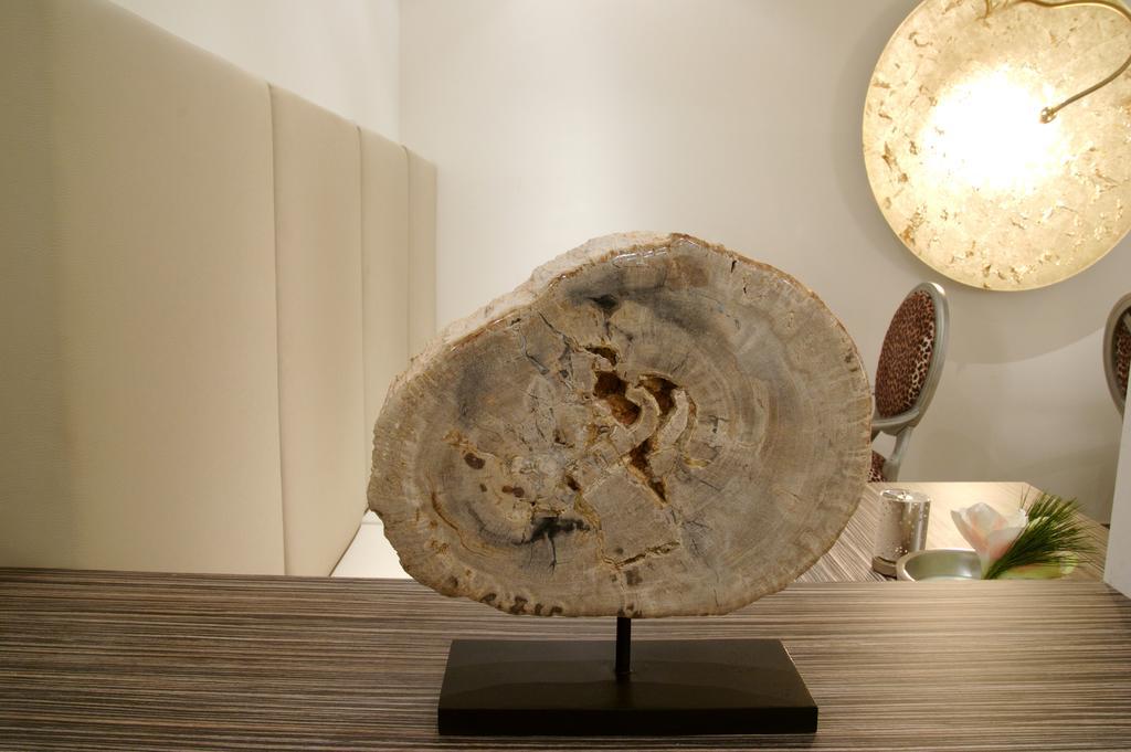 Burns Art & Culture 4*