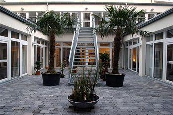 Burns Art & Culture 4* Dusseldorf