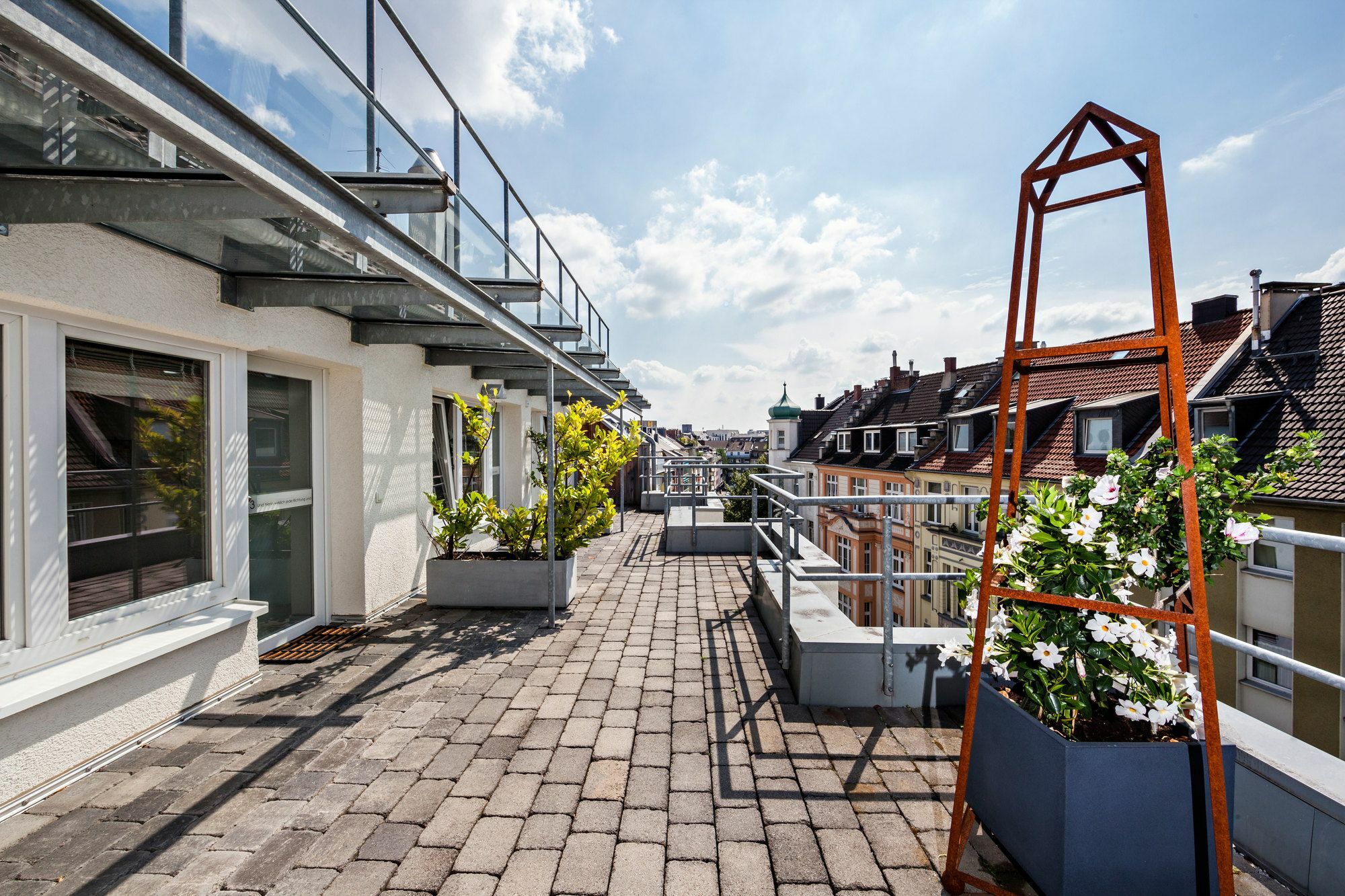 Burns Art & Culture 4*